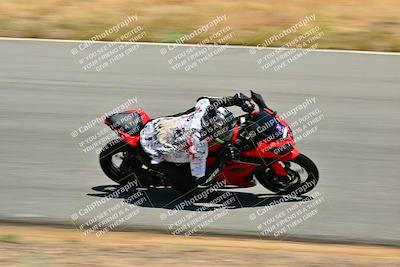 media/May-31-2025-Classic Track Day (Sat) [[da23ab3028]]/Group A/Session 4 (Turns 4 and 6)/